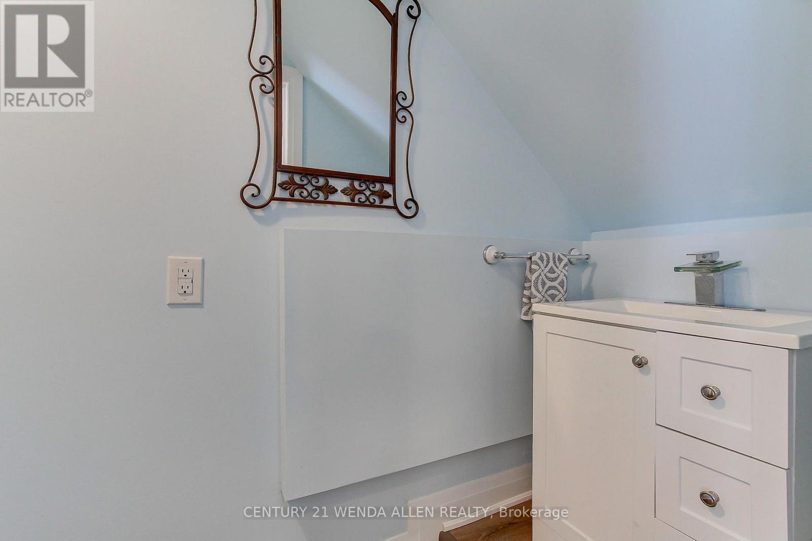 2925 Highway 2 Road Property Photo 20
