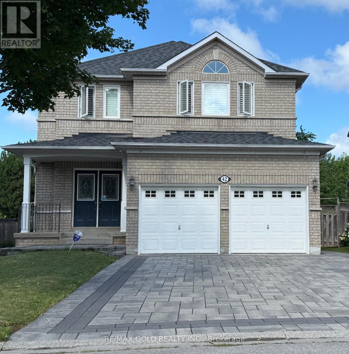 42 STONEBRIDGE BOULEVARD