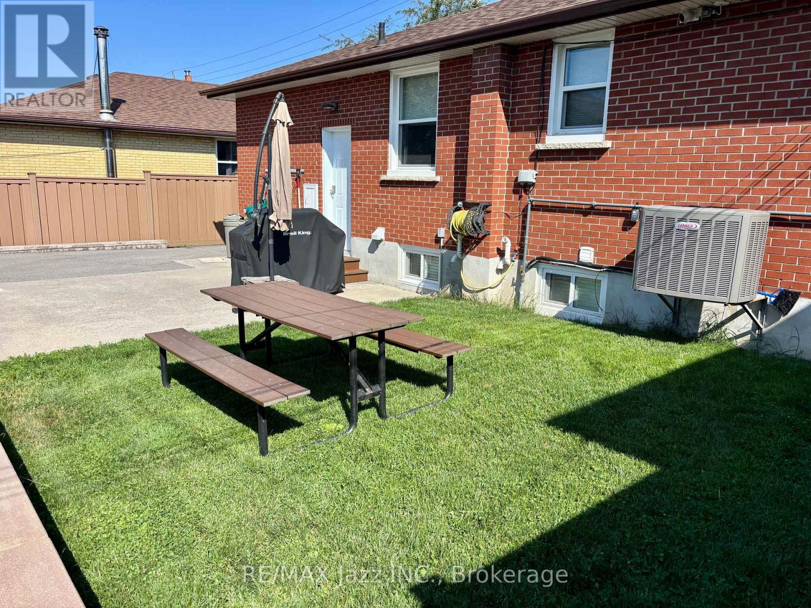 Unit 2 - 751 Phillip Murray Avenue Property Photo 1