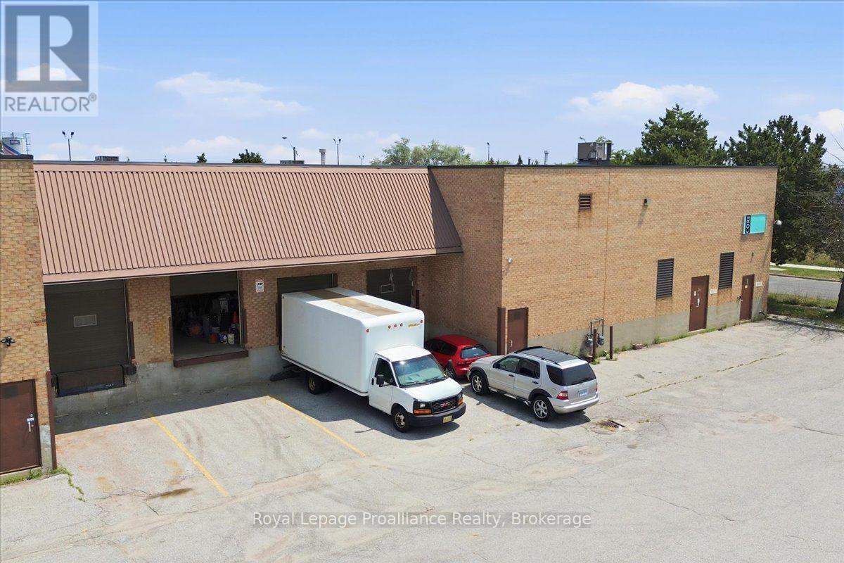 1200 Tapscott Road Property Photo 10