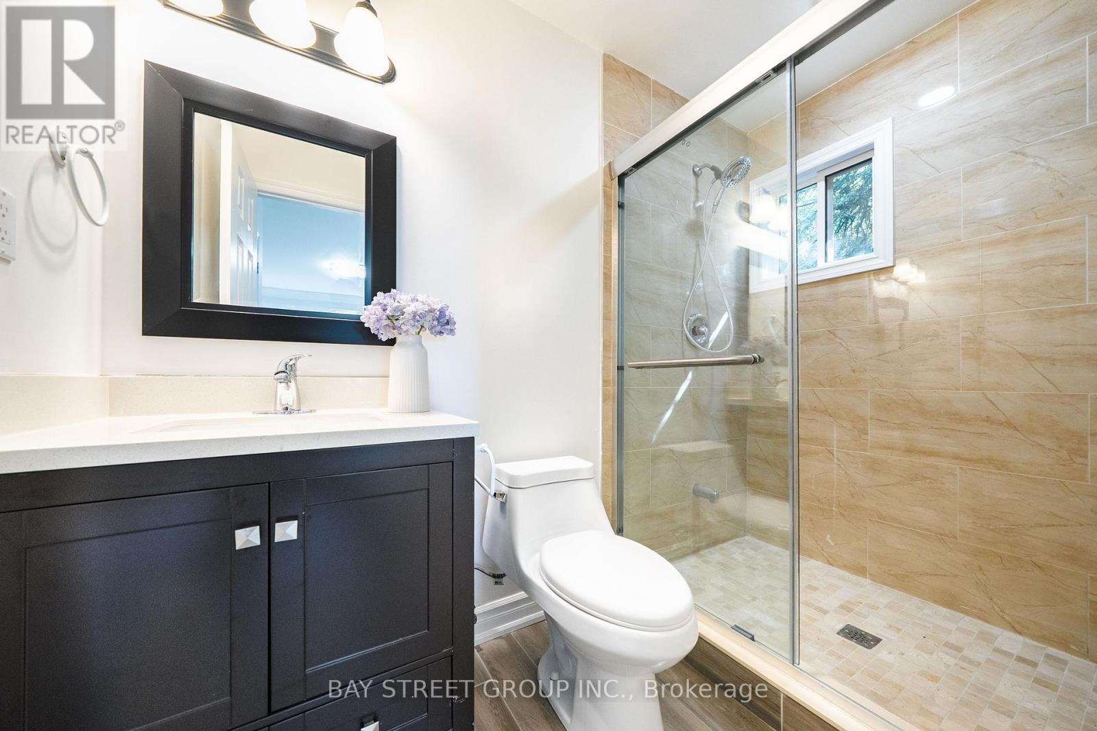 441 Guildwood Parkway Property Photo 22