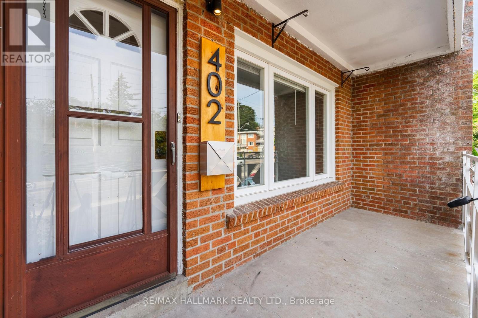 Main - 402 Kingston Road Property Photo 6