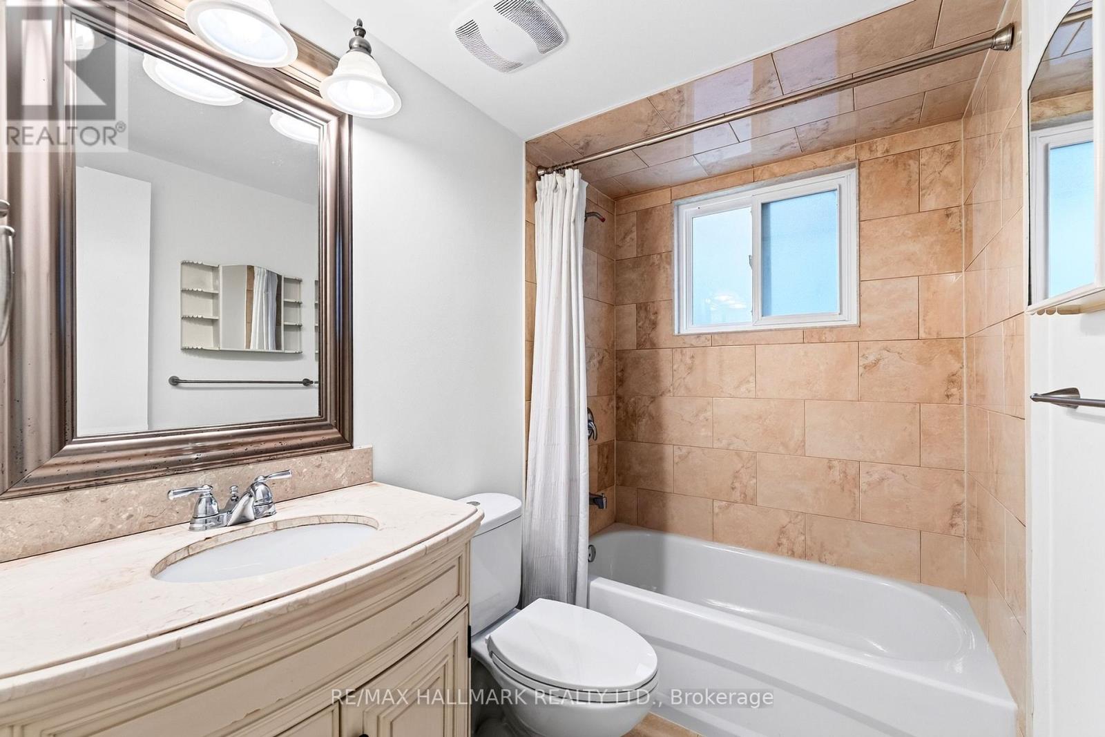 Main - 402 Kingston Road Property Photo 19