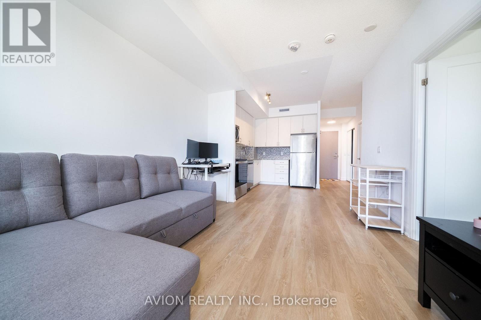 212 - 3220 Sheppard Avenue E Property Photo 14