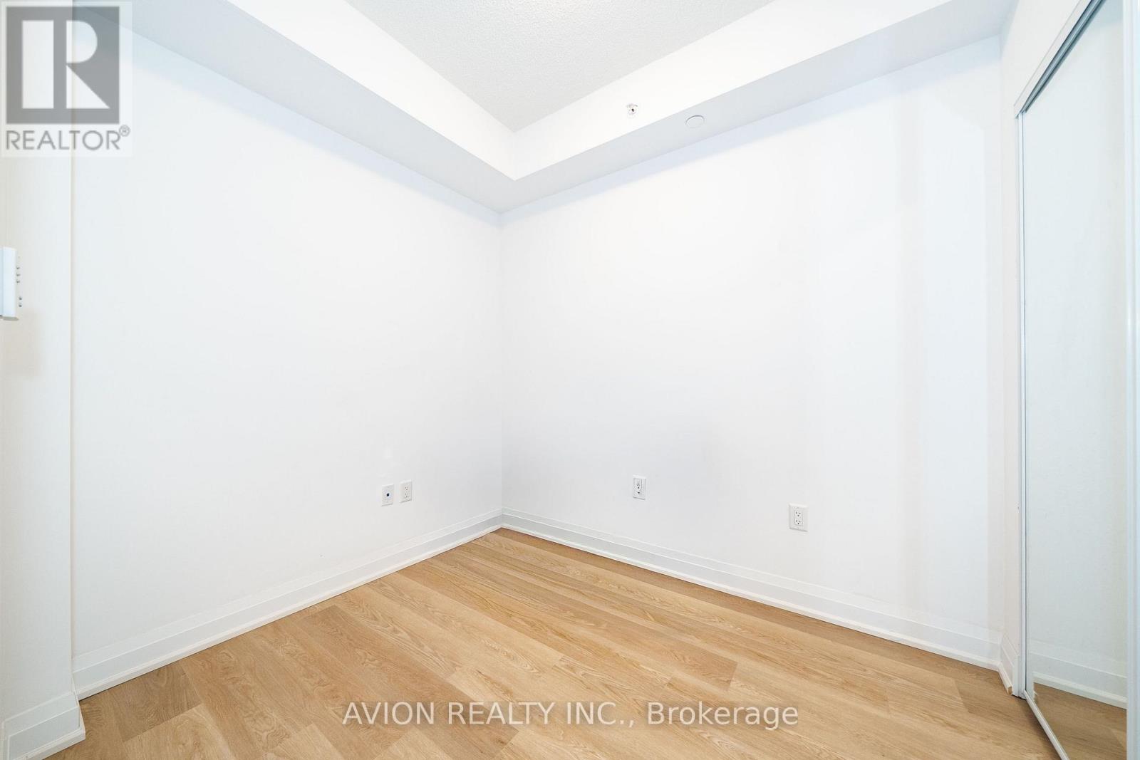 212 - 3220 Sheppard Avenue E Property Photo 23