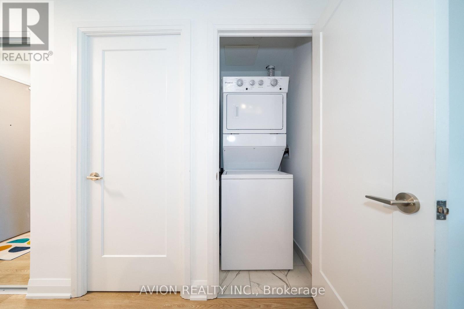212 - 3220 Sheppard Avenue E Property Photo 25