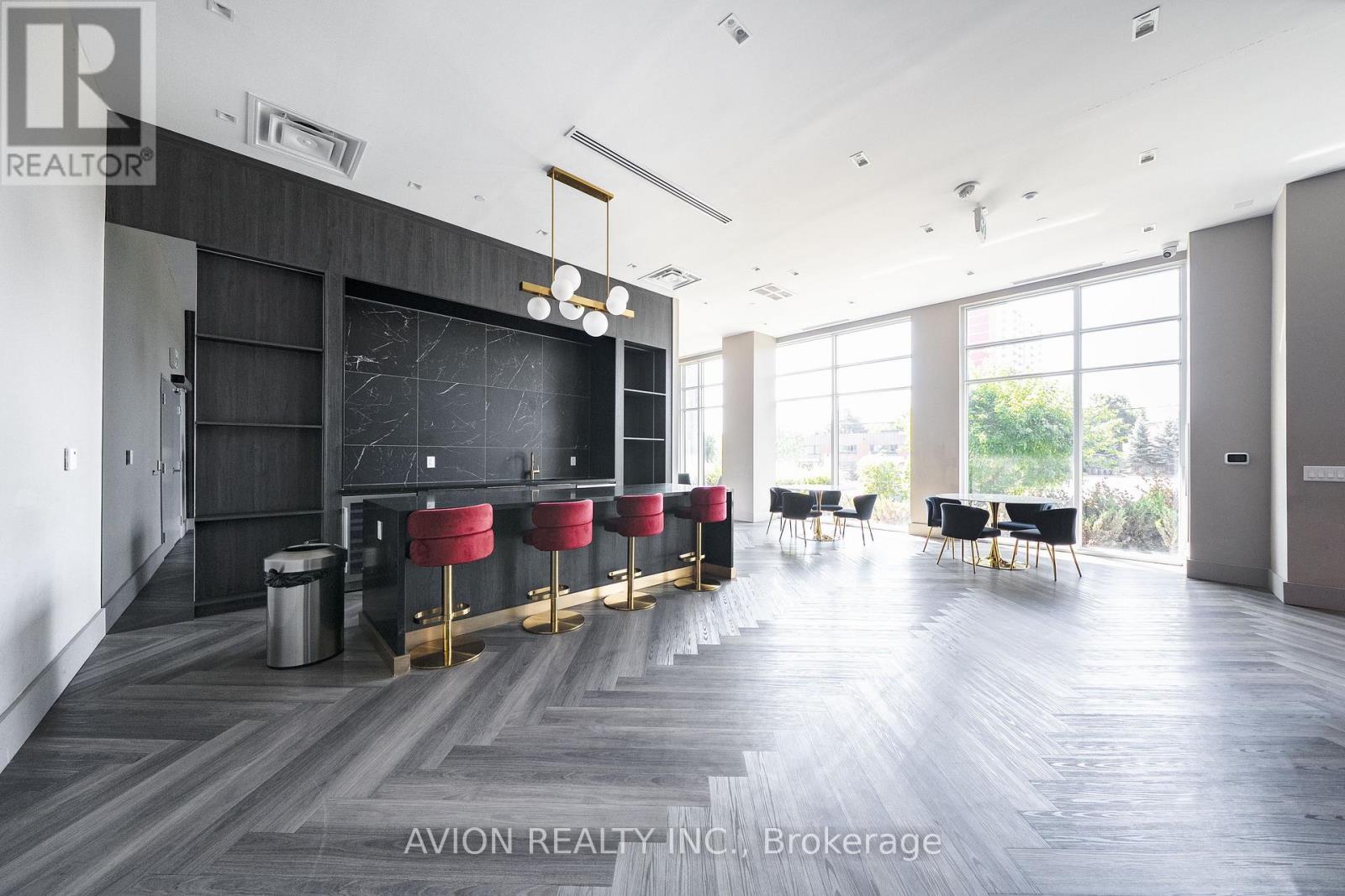 212 - 3220 Sheppard Avenue E Property Photo 31