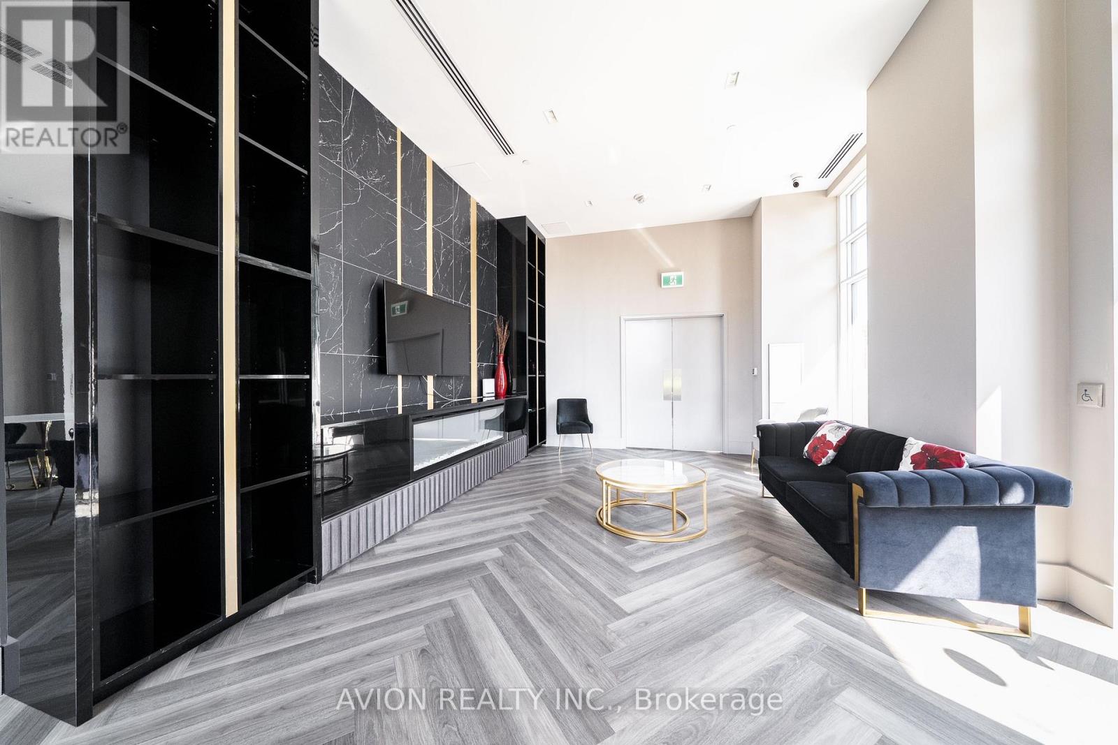 212 - 3220 Sheppard Avenue E Property Photo 32