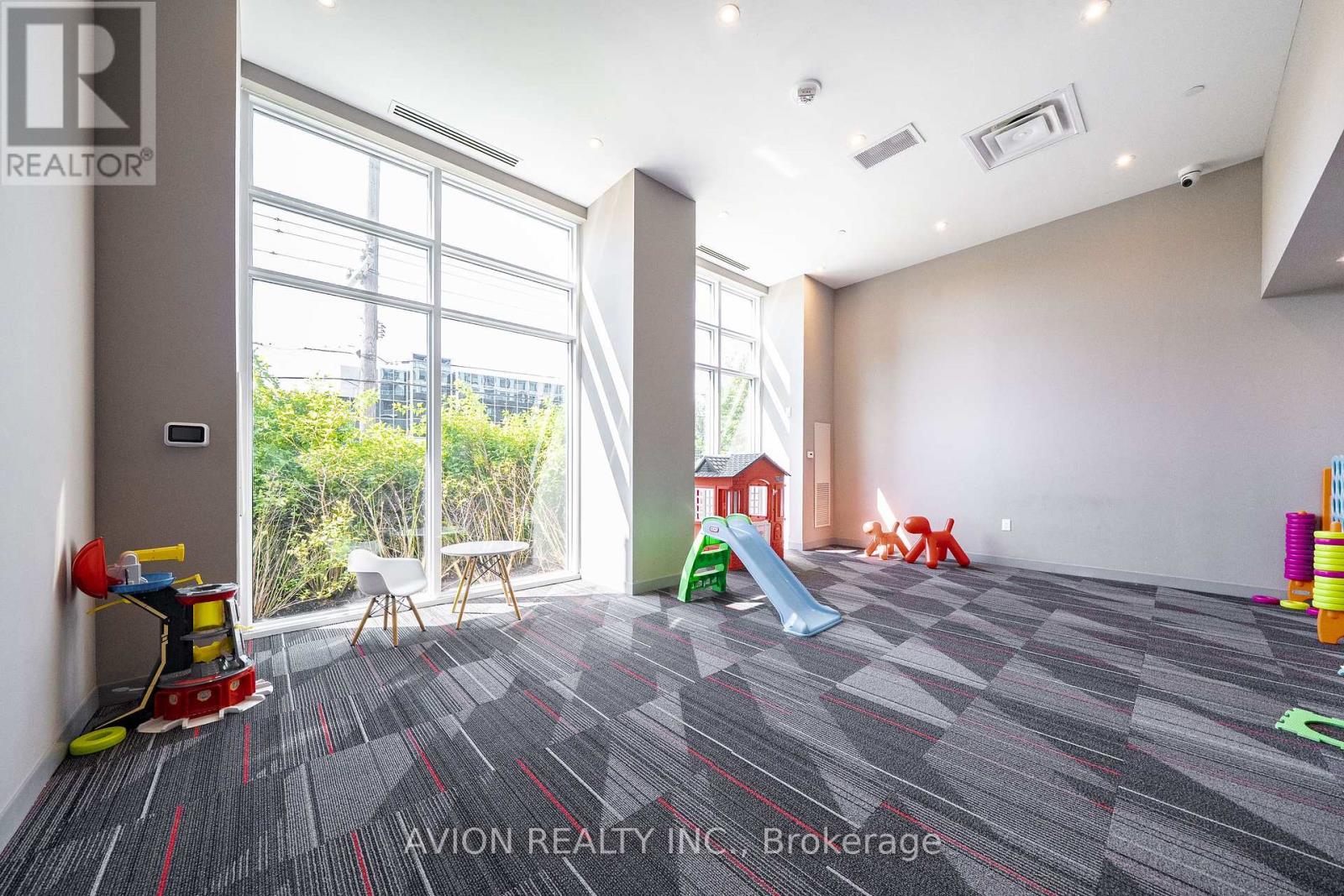 212 - 3220 Sheppard Avenue E Property Photo 33