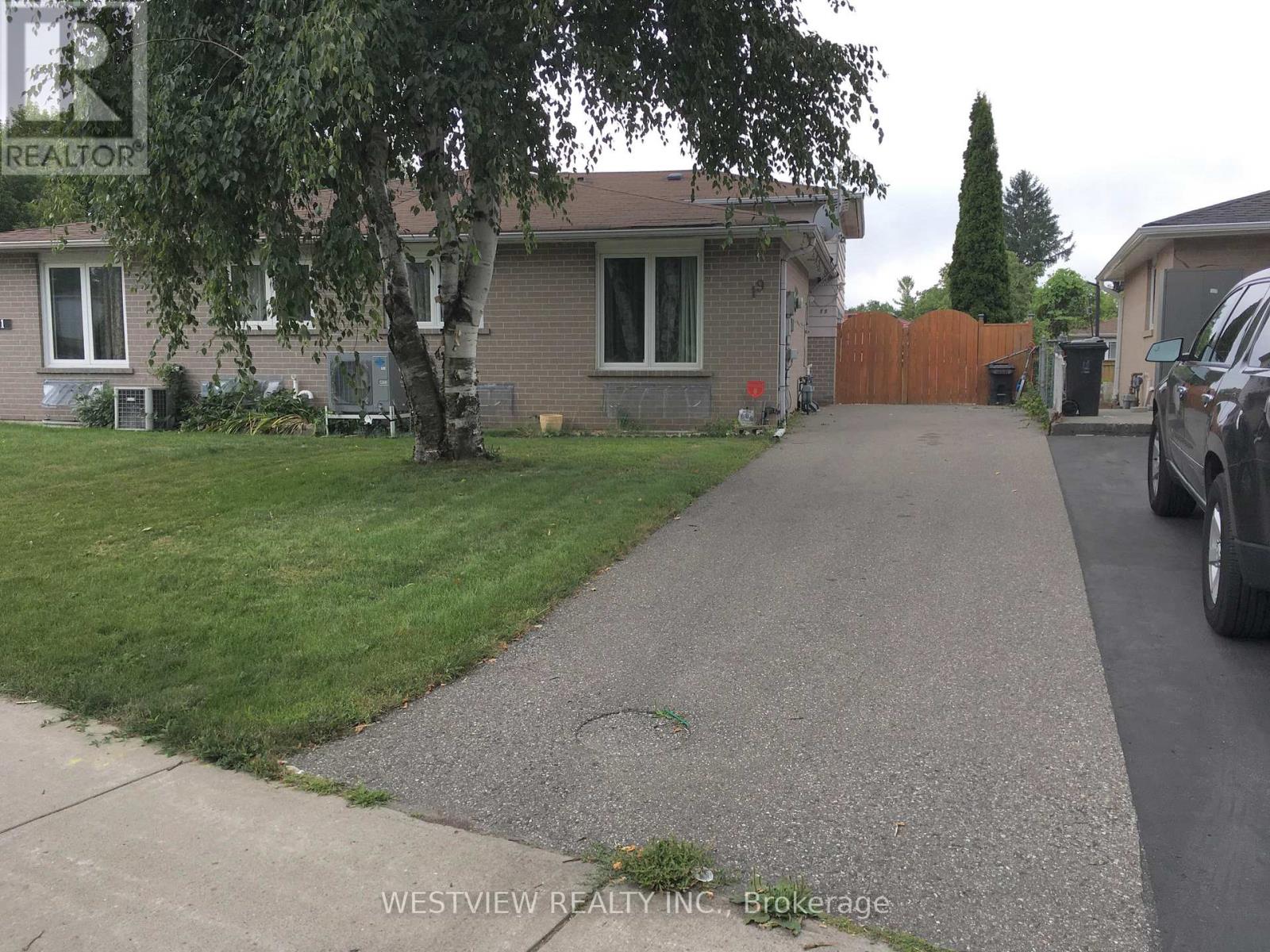 19 Coxworth Crescent Property Photo 1