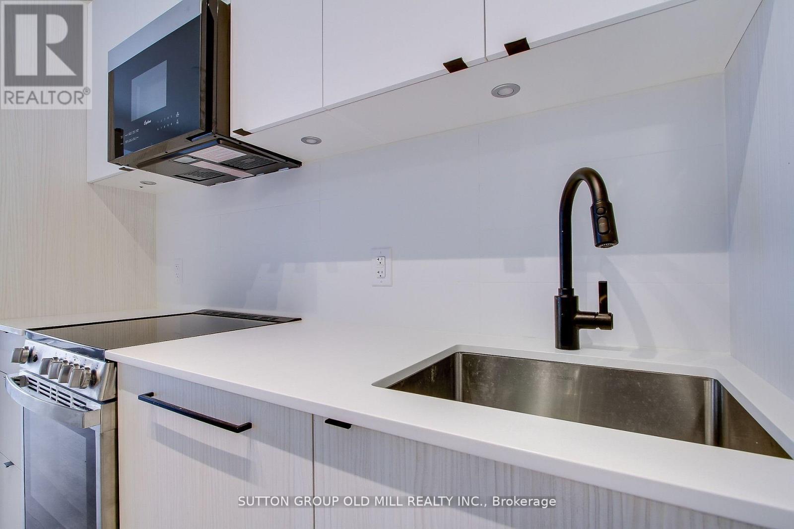 516 - 2369 Danforth Avenue Property Photo 6