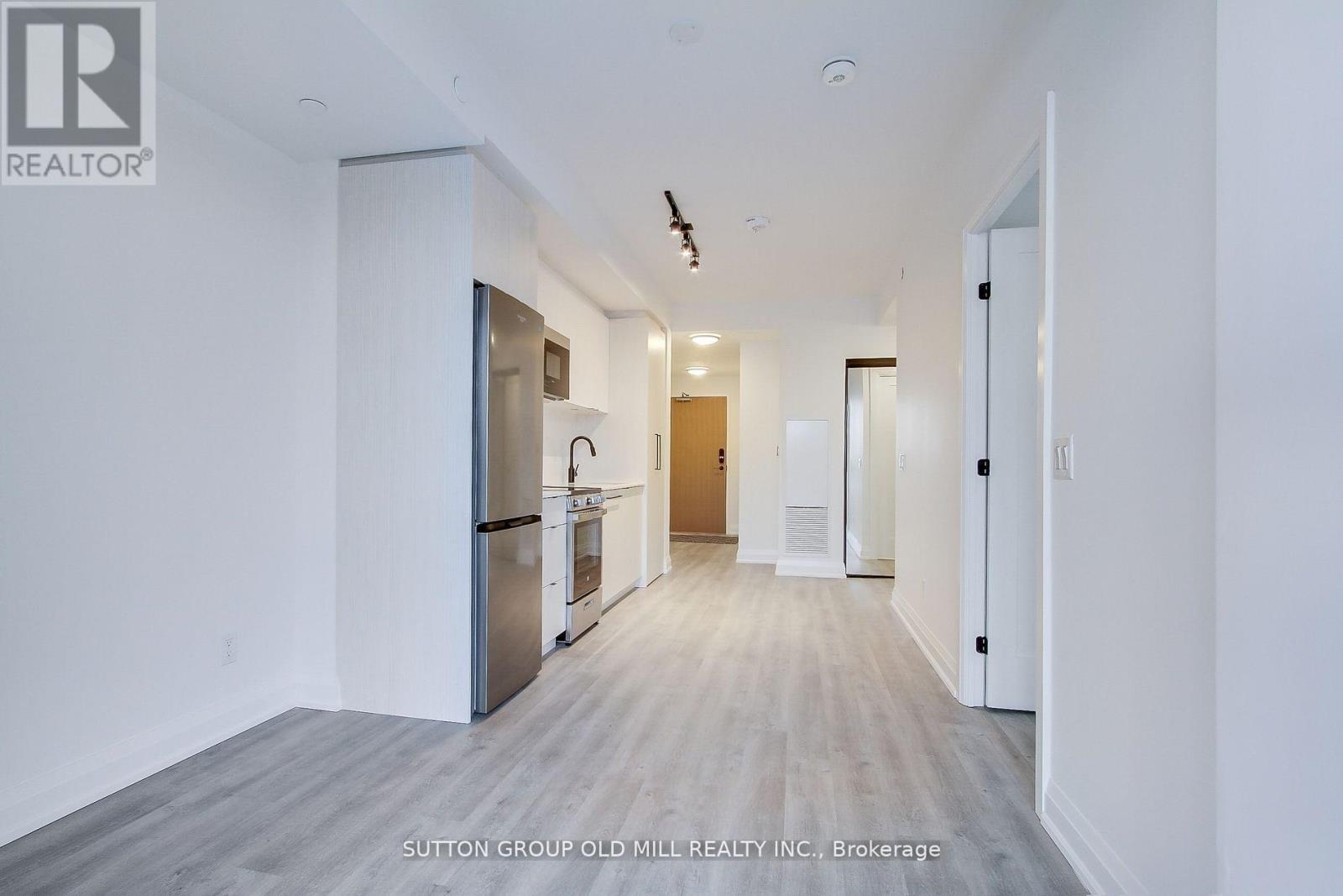 516 - 2369 Danforth Avenue Property Photo 11