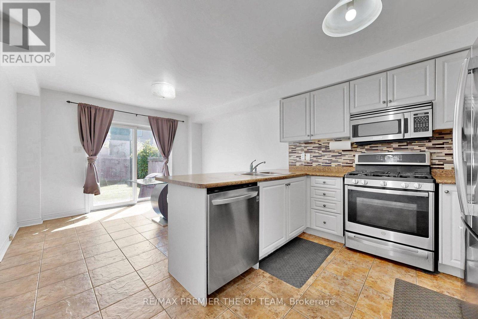 59 Chatterson Street Property Photo 13