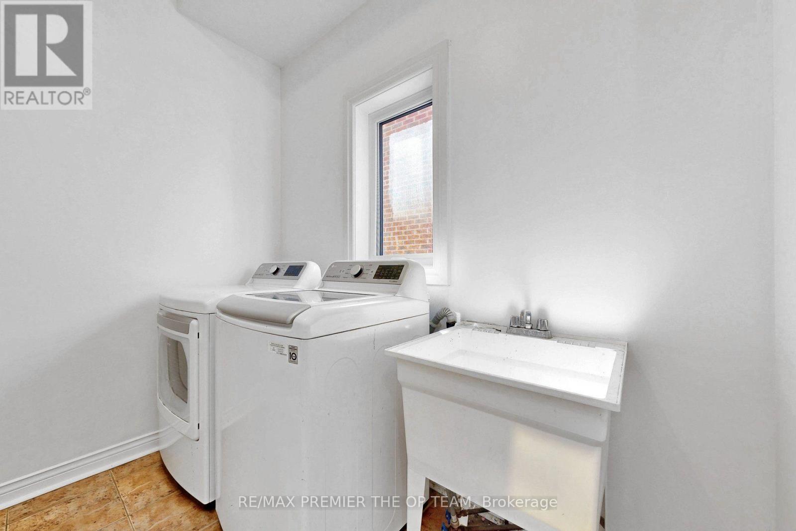 59 Chatterson Street Property Photo 24