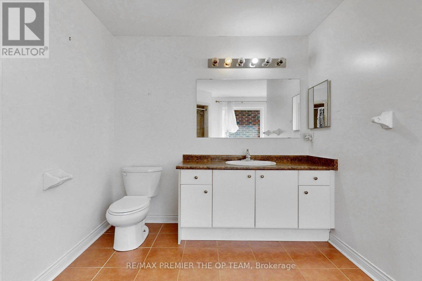 59 Chatterson Street Property Photo 40