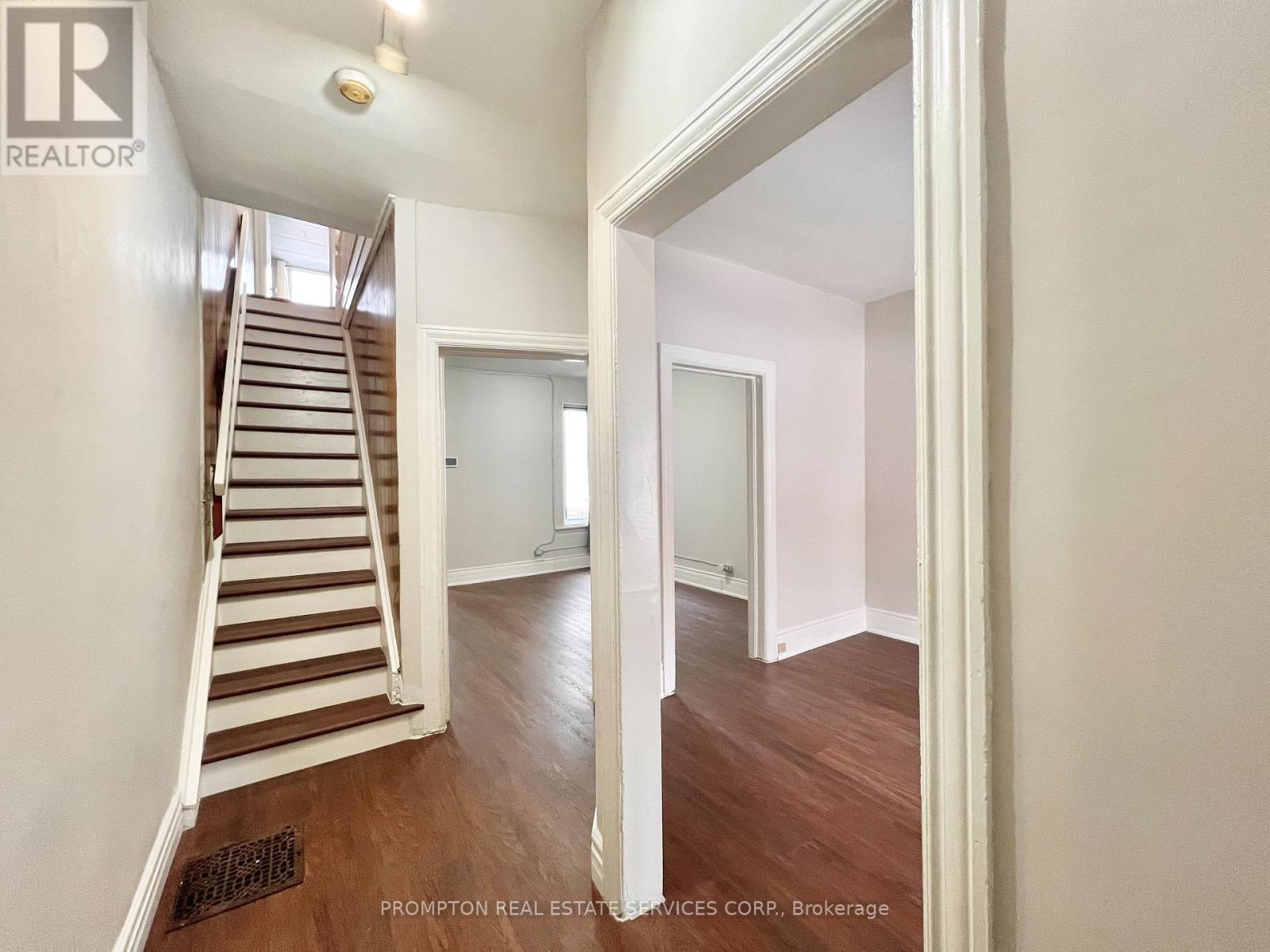 17 Winnifred Avenue Property Photo 3