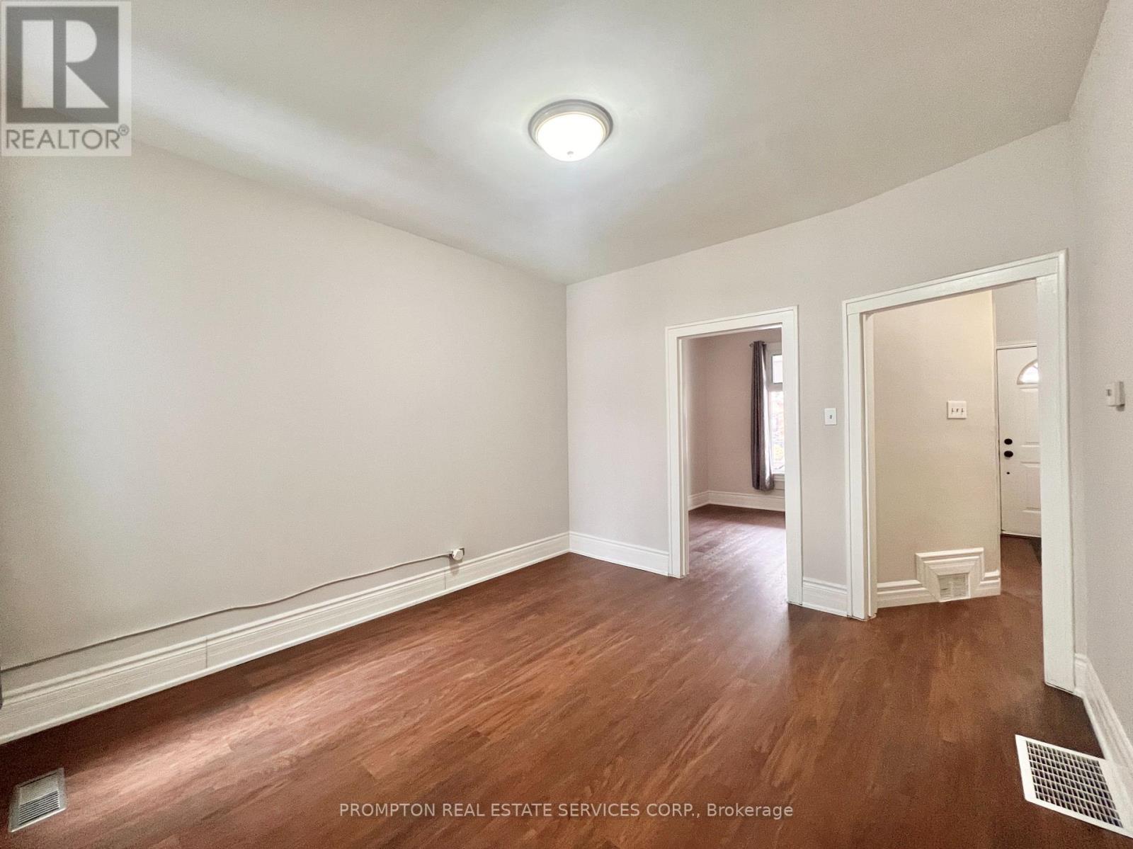 17 Winnifred Avenue Property Photo 11