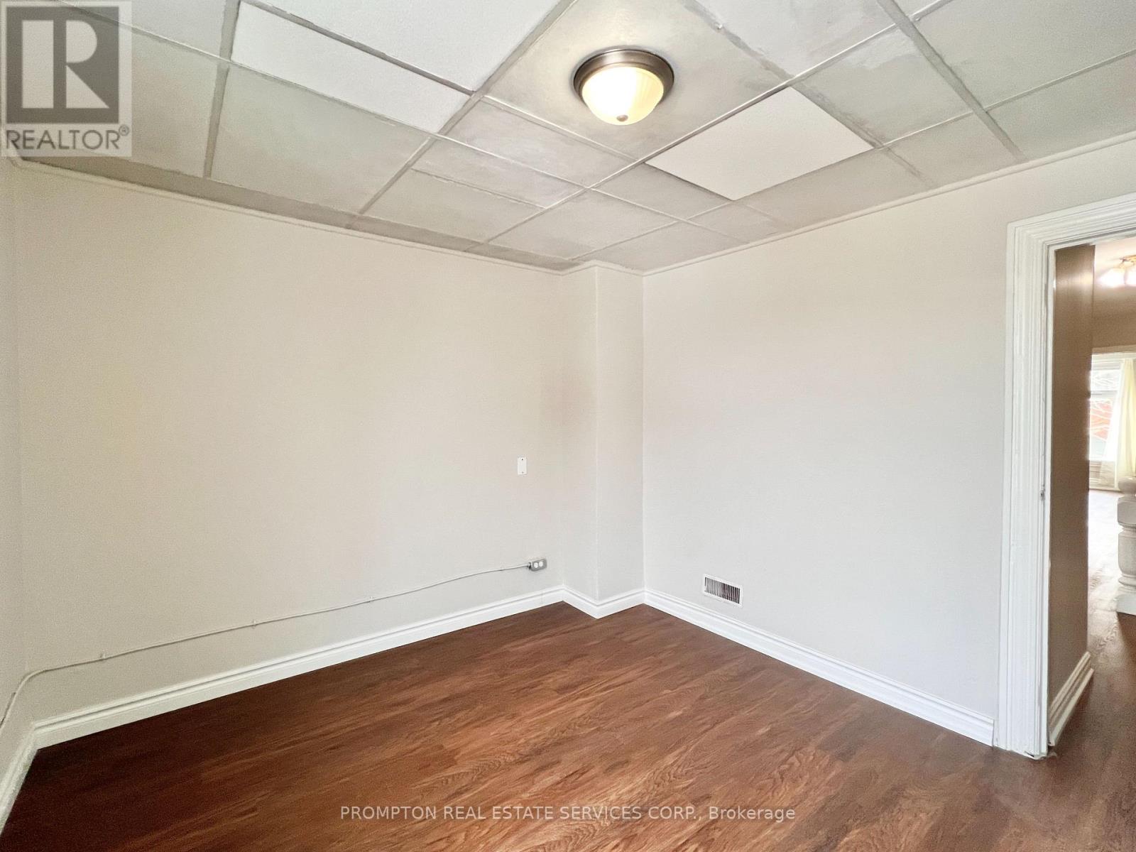 17 Winnifred Avenue Property Photo 41
