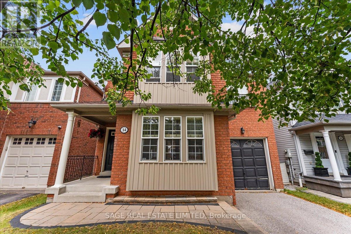34 Mcsweeney Crescent Property Photo 1