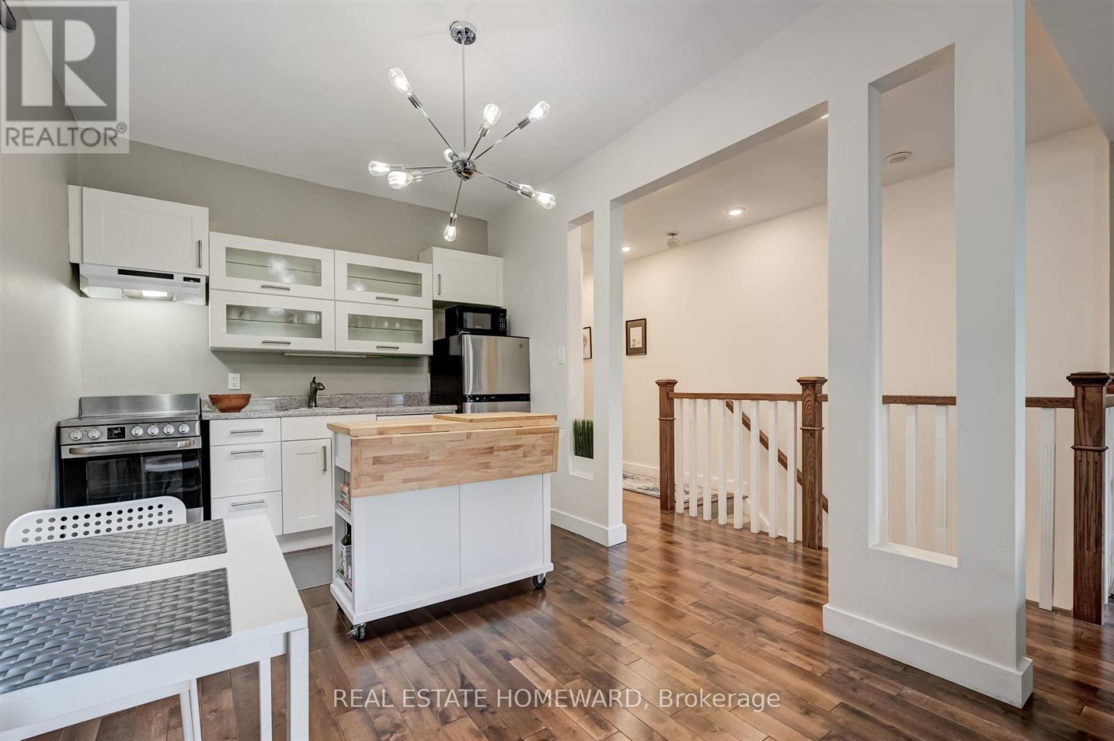 Upper - 14 Ashdale Avenue Property Photo 2