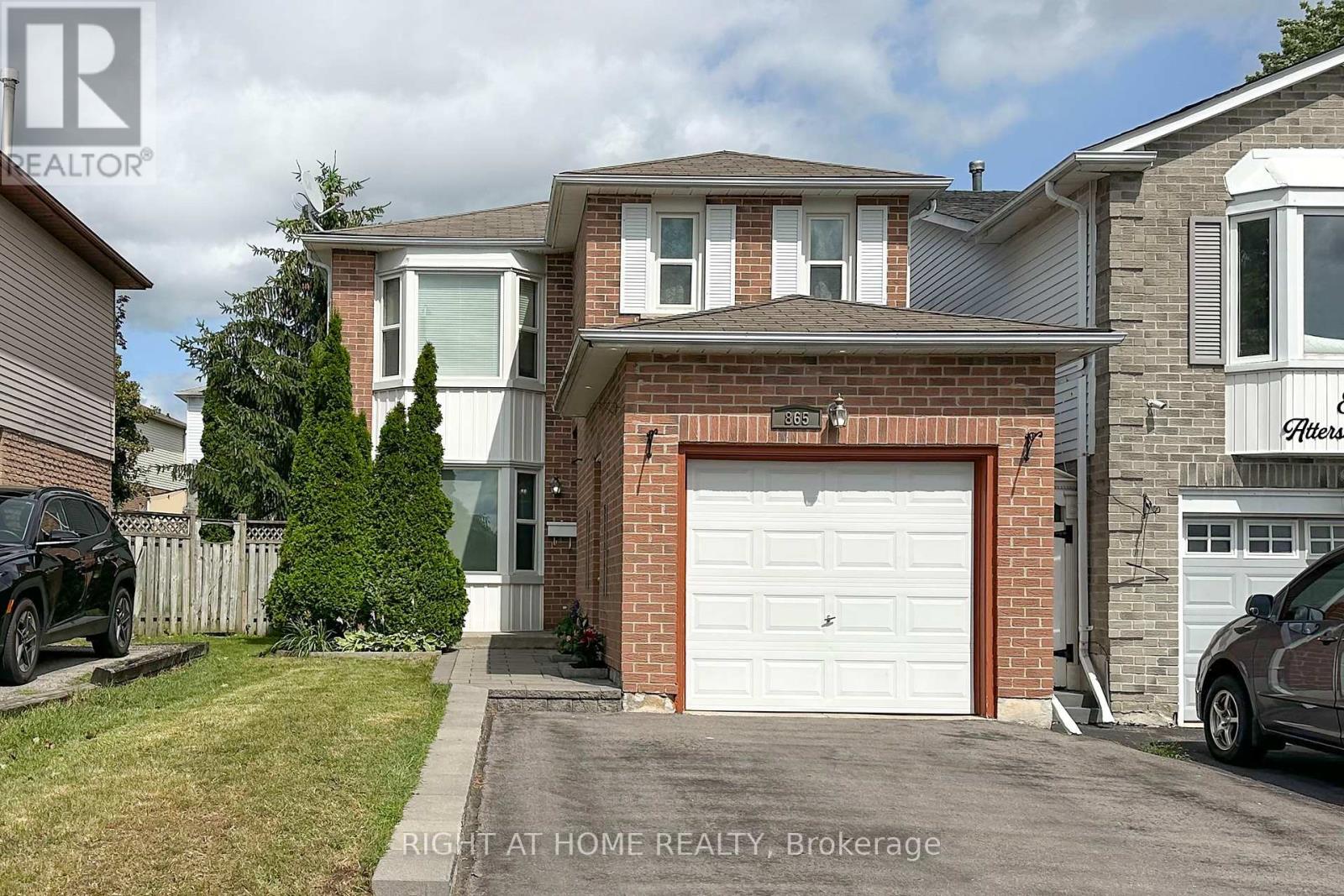 865 ATTERSLEY DRIVE Property Photo 1