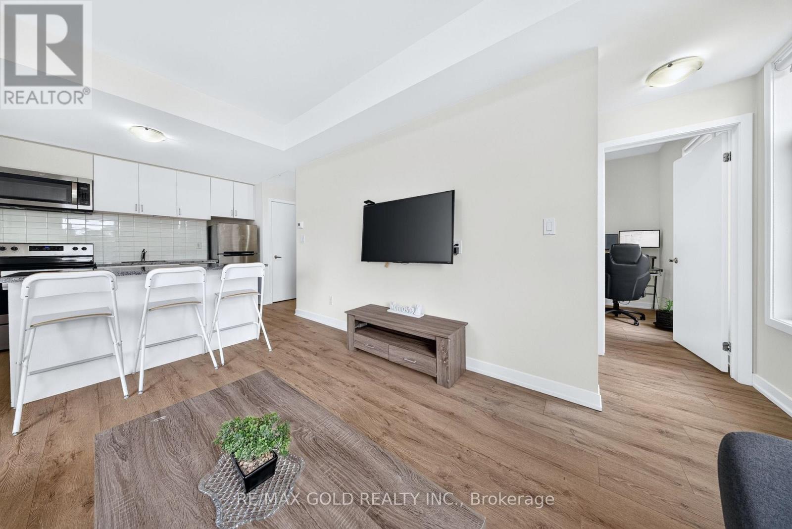 106 - 1780 Simcoe Street N Property Photo 15