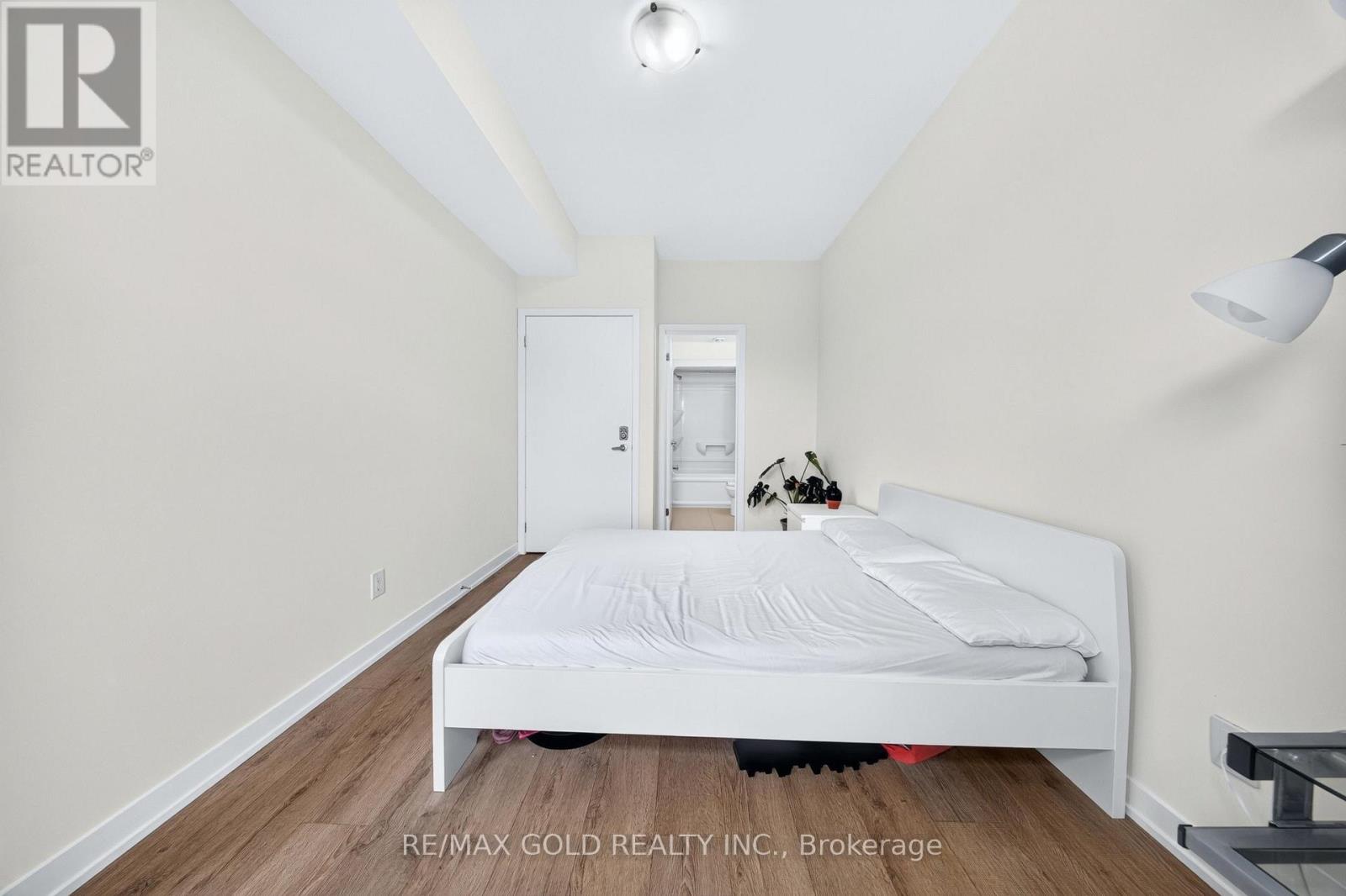 106 - 1780 Simcoe Street N Property Photo 18