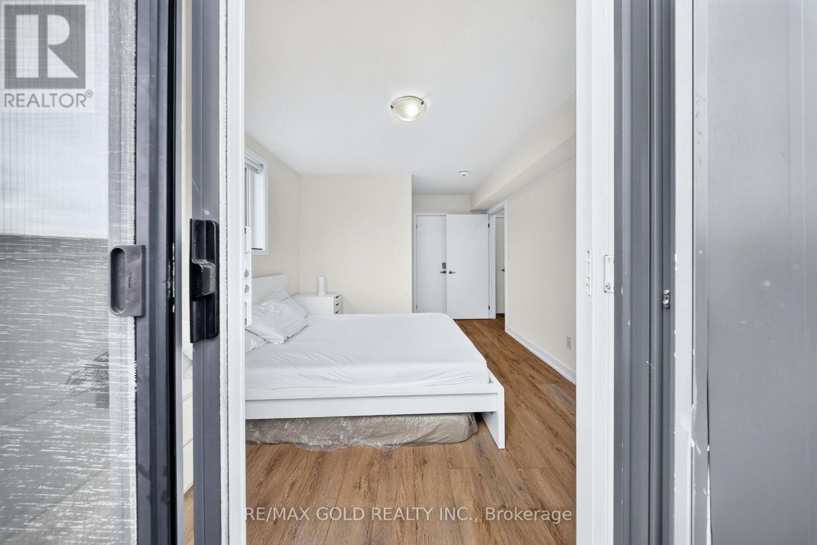 106 - 1780 Simcoe Street N Property Photo 26