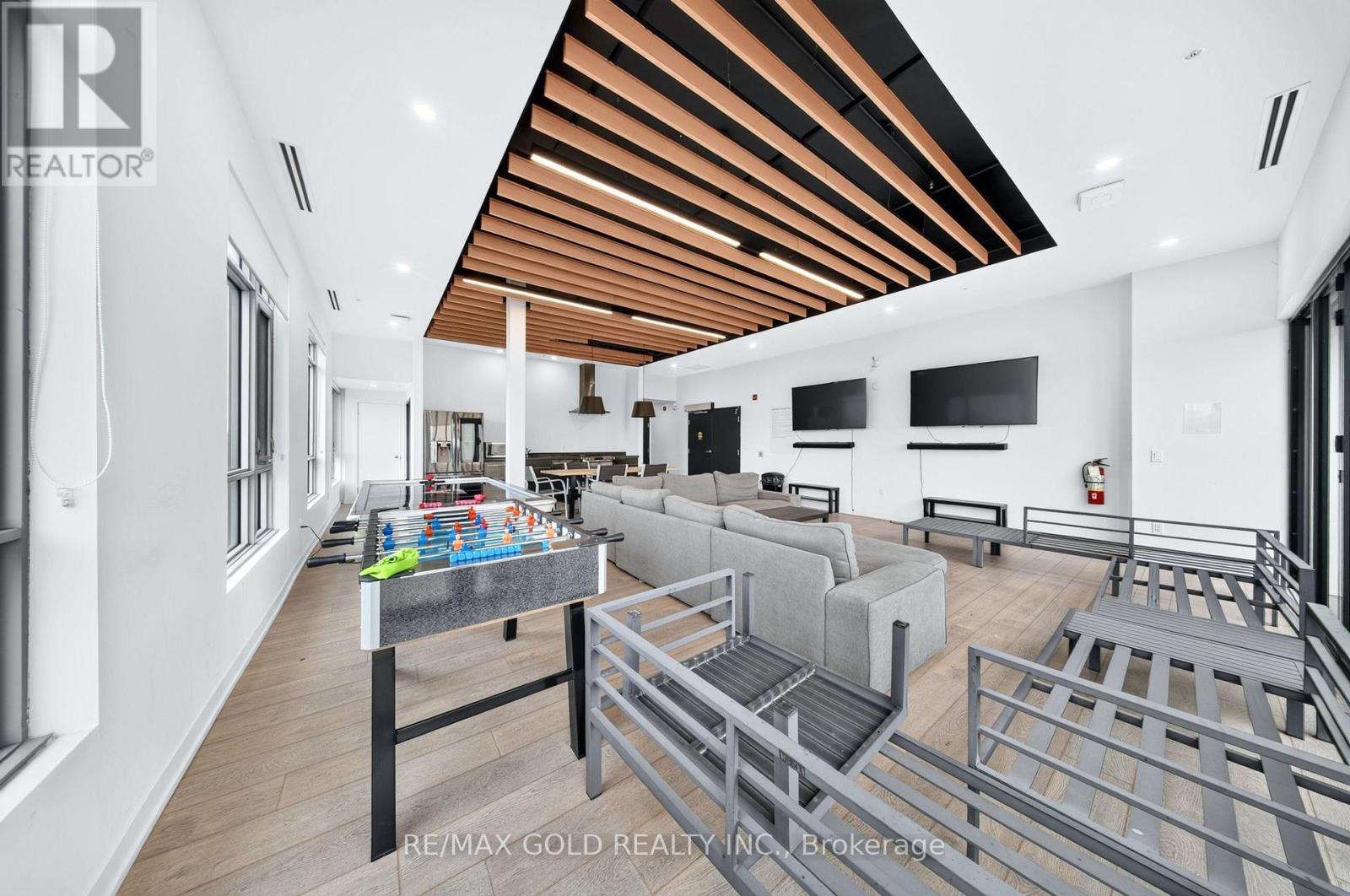 106 - 1780 Simcoe Street N Property Photo 43