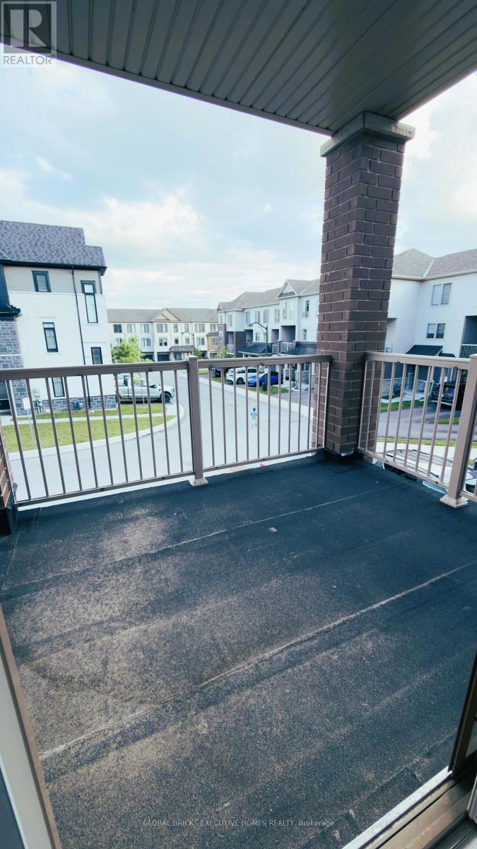 42 Ambereen Place E Property Photo 33