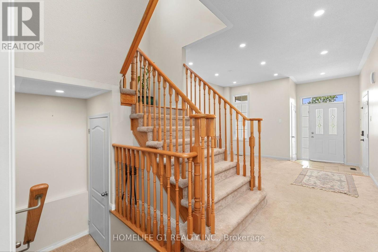 10 Hurst Drive Property Photo 6
