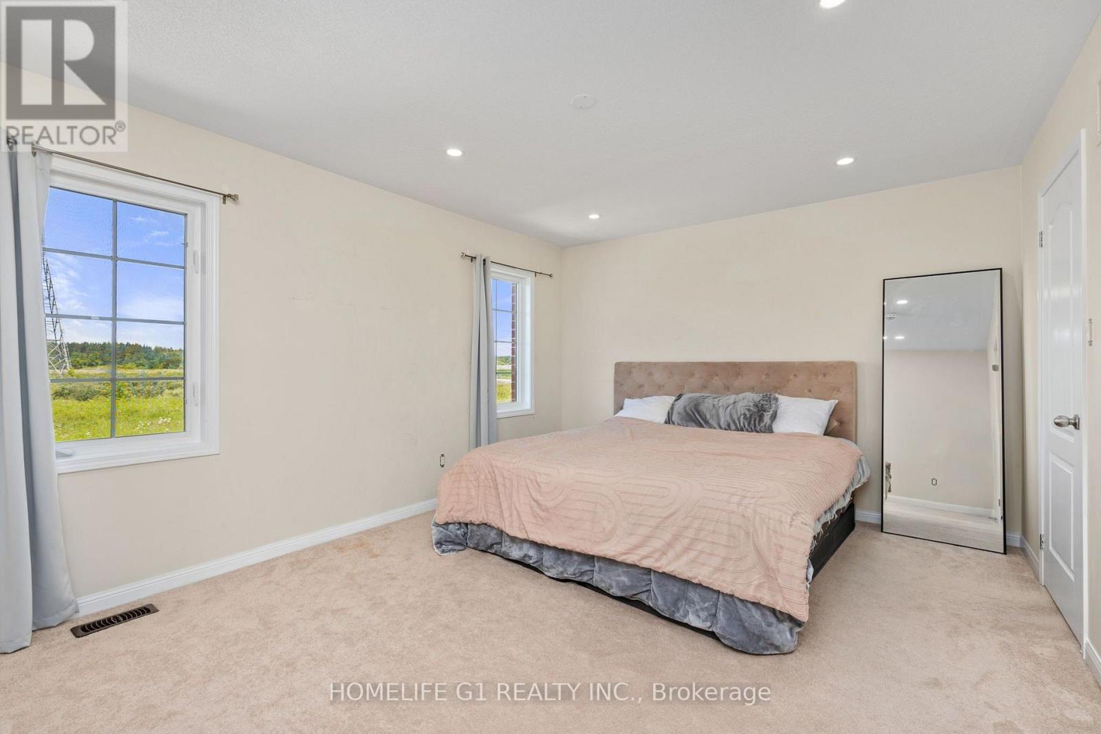 10 Hurst Drive Property Photo 22