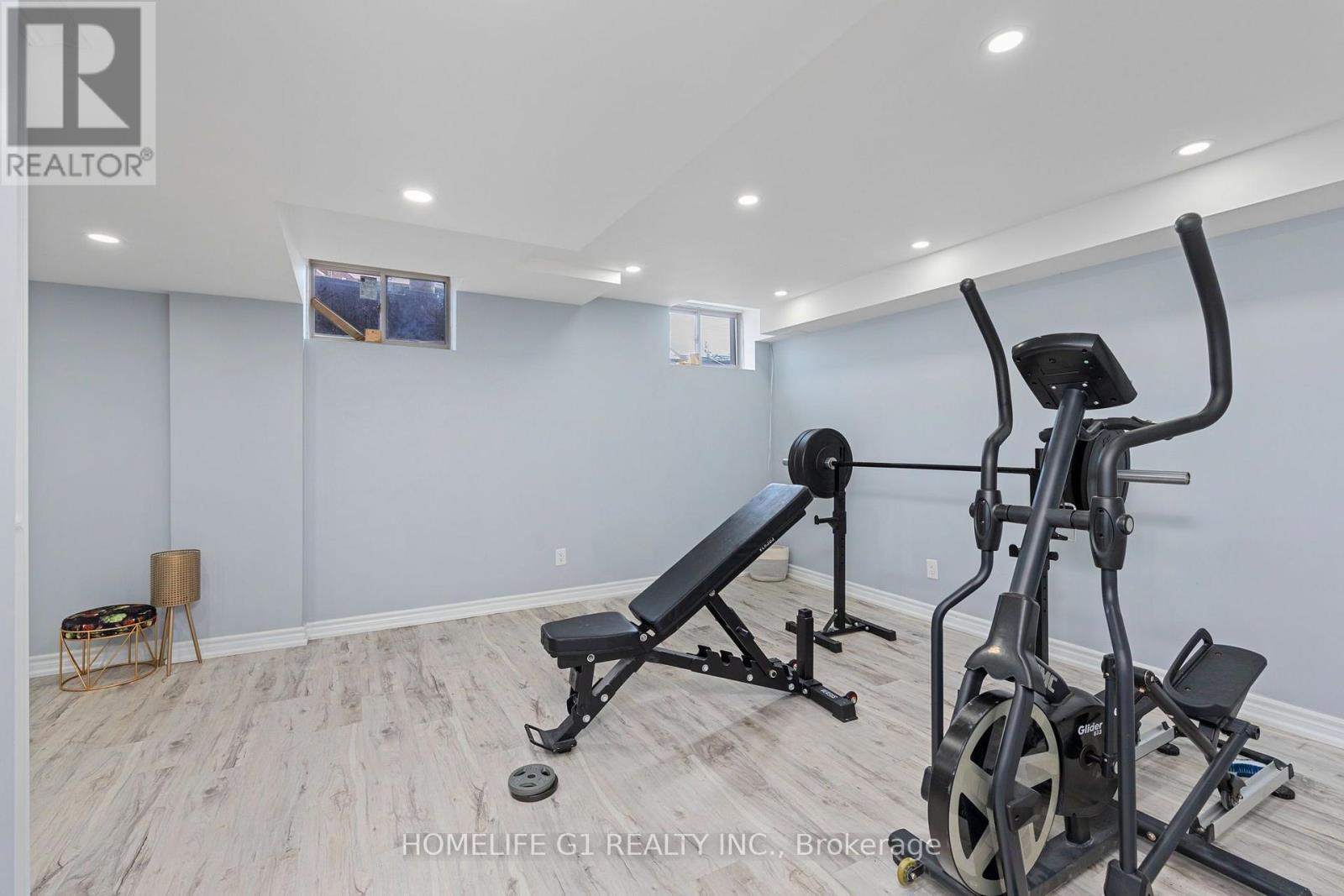 10 Hurst Drive Property Photo 27