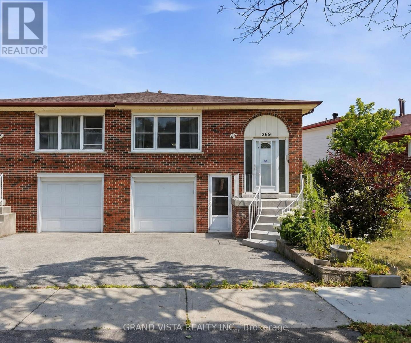 269 TIMBERBANK BOULEVARD Property Photo 1