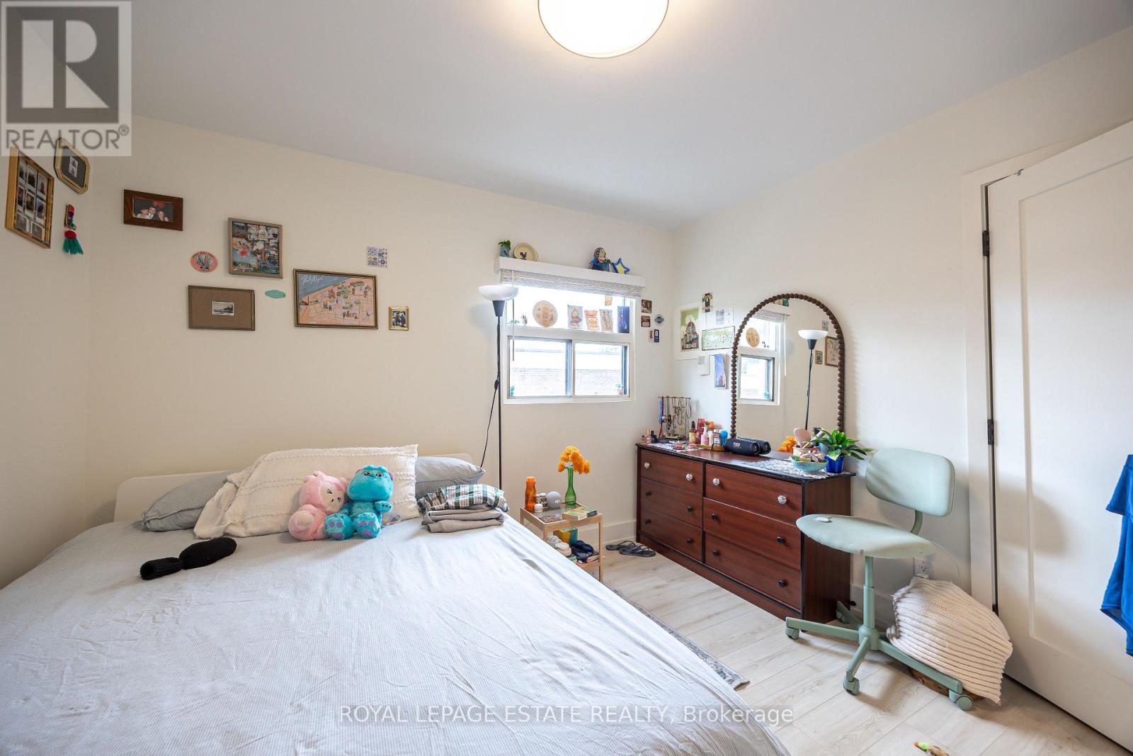 1450 Gerrard Street E Property Photo 16