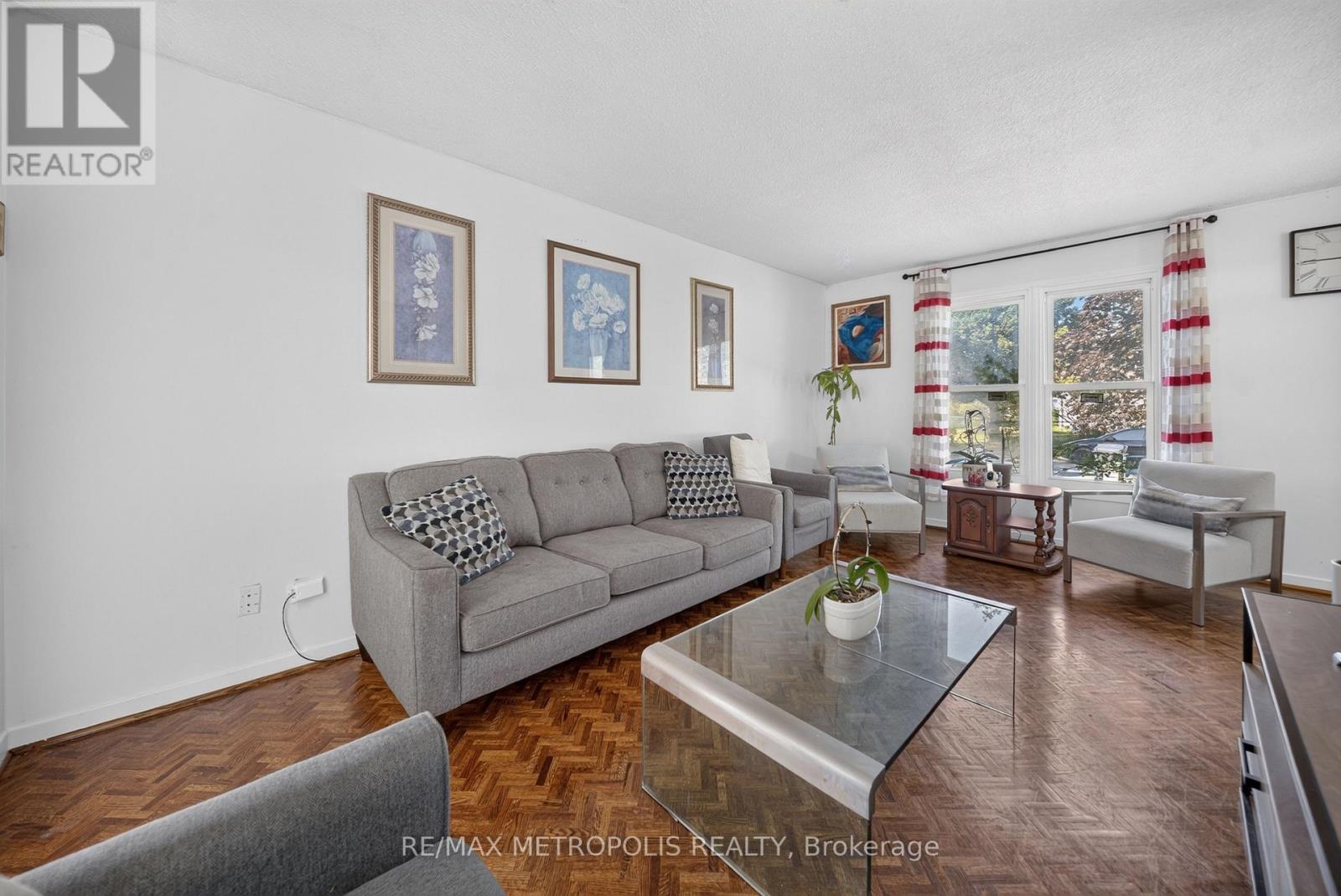 16 Stanbridge Court Property Photo 15