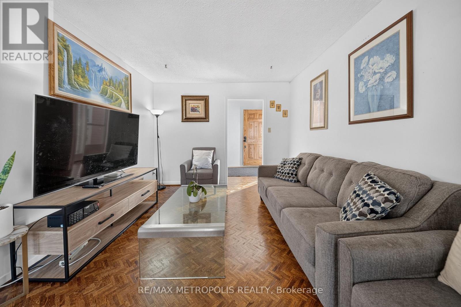 16 Stanbridge Court Property Photo 17