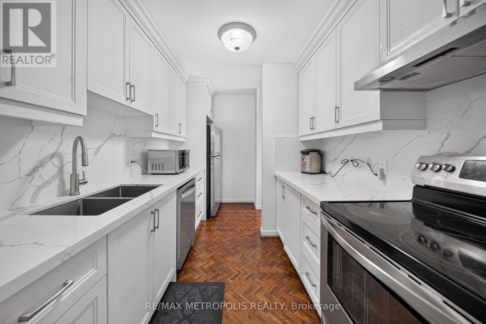 16 Stanbridge Court Property Photo 23
