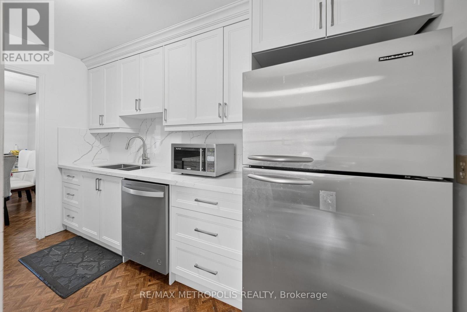 16 Stanbridge Court Property Photo 28