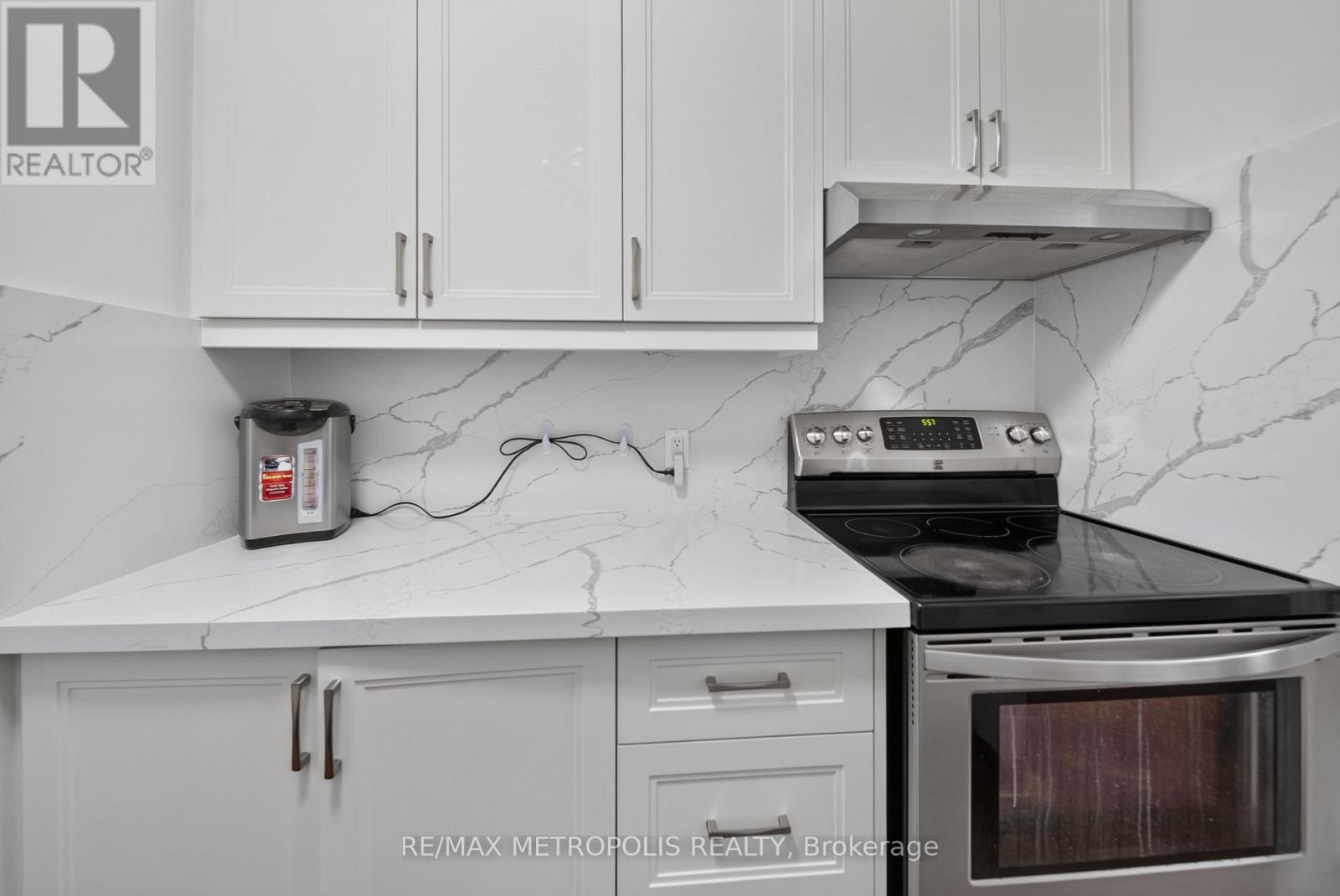 16 Stanbridge Court Property Photo 29