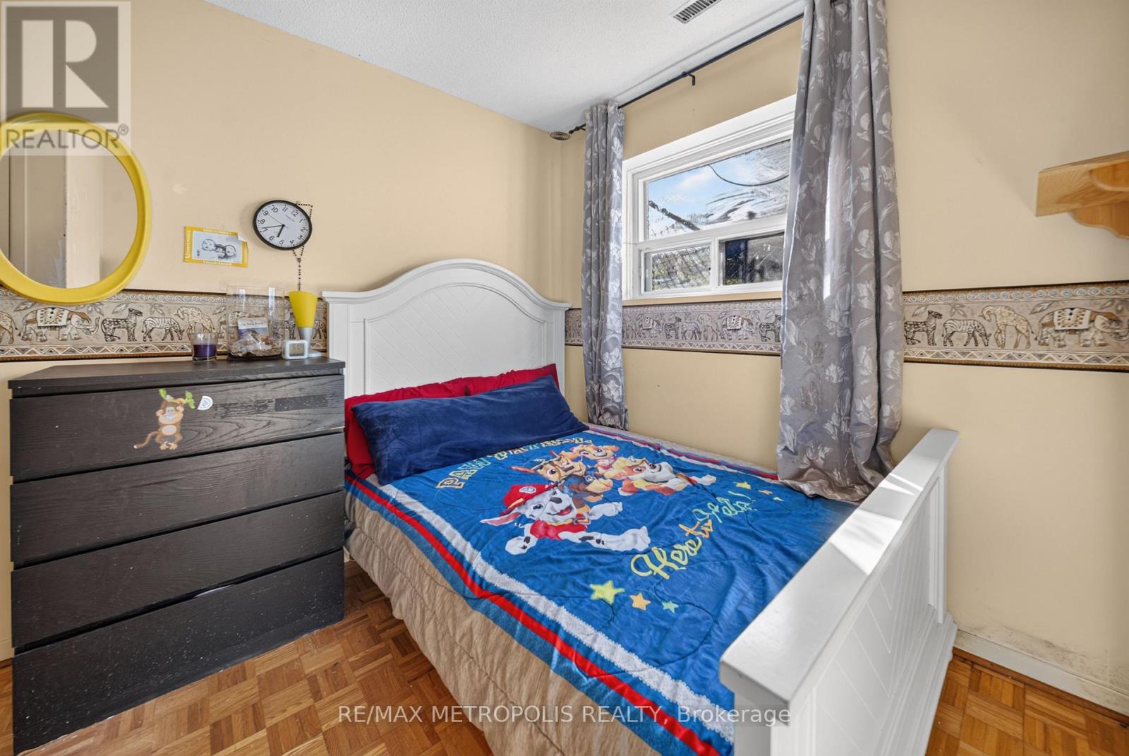16 Stanbridge Court Property Photo 36