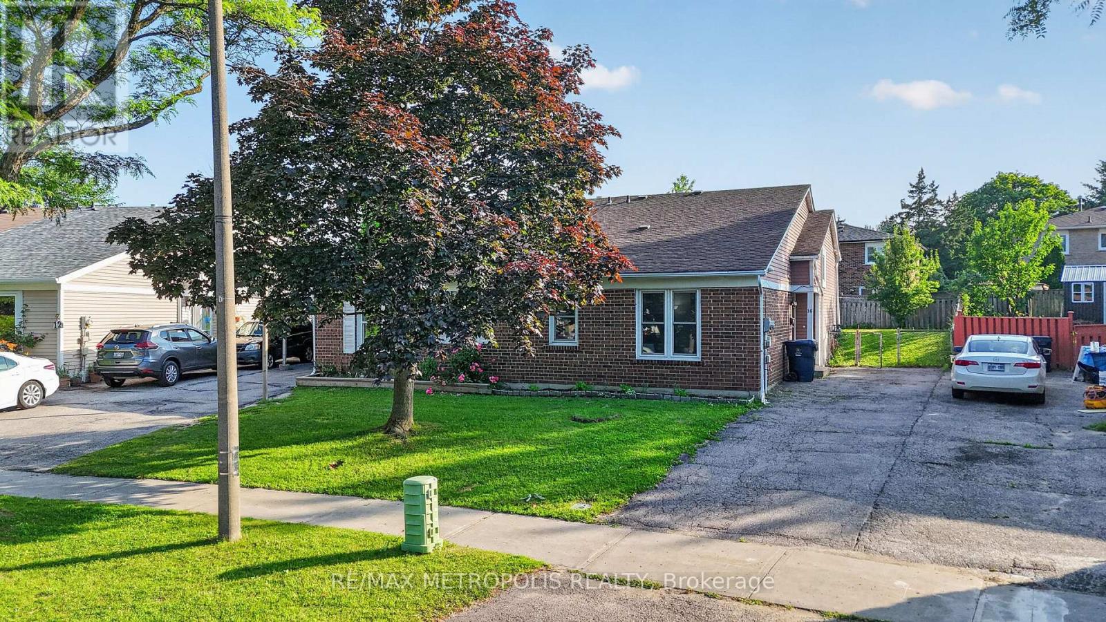 16 Stanbridge Court Property Photo 47