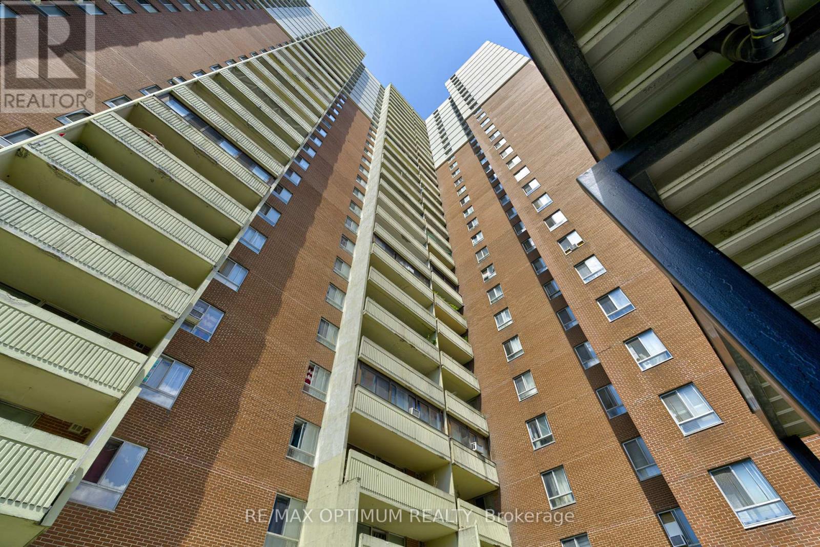 2110 - 5 Massey Square Property Photo 2