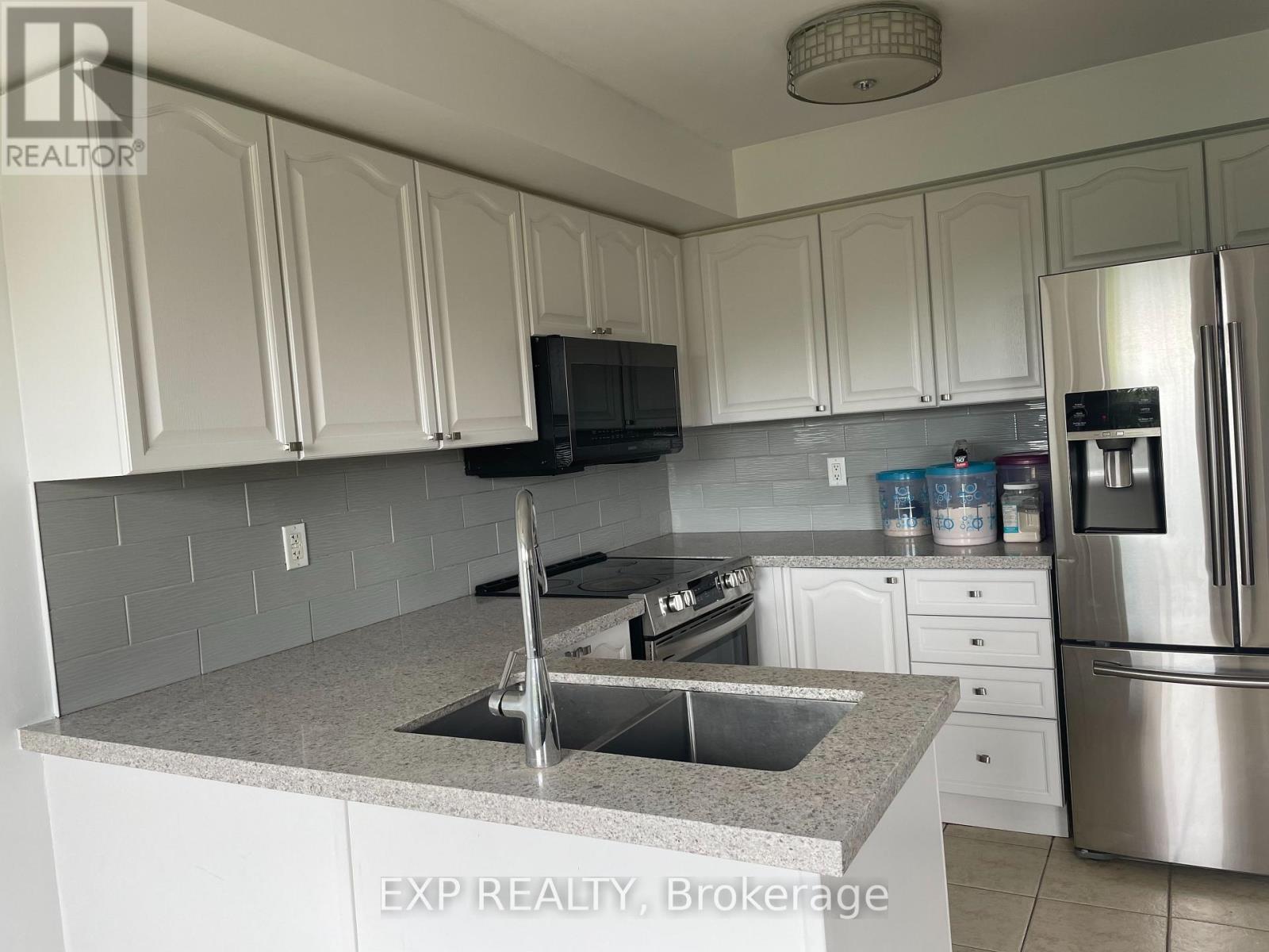 1036 Southport Drive Property Photo 2