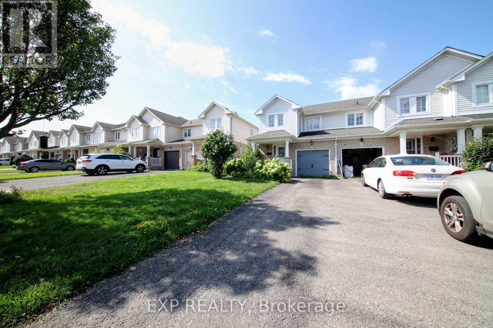 1036 Southport Drive Property Photo 6