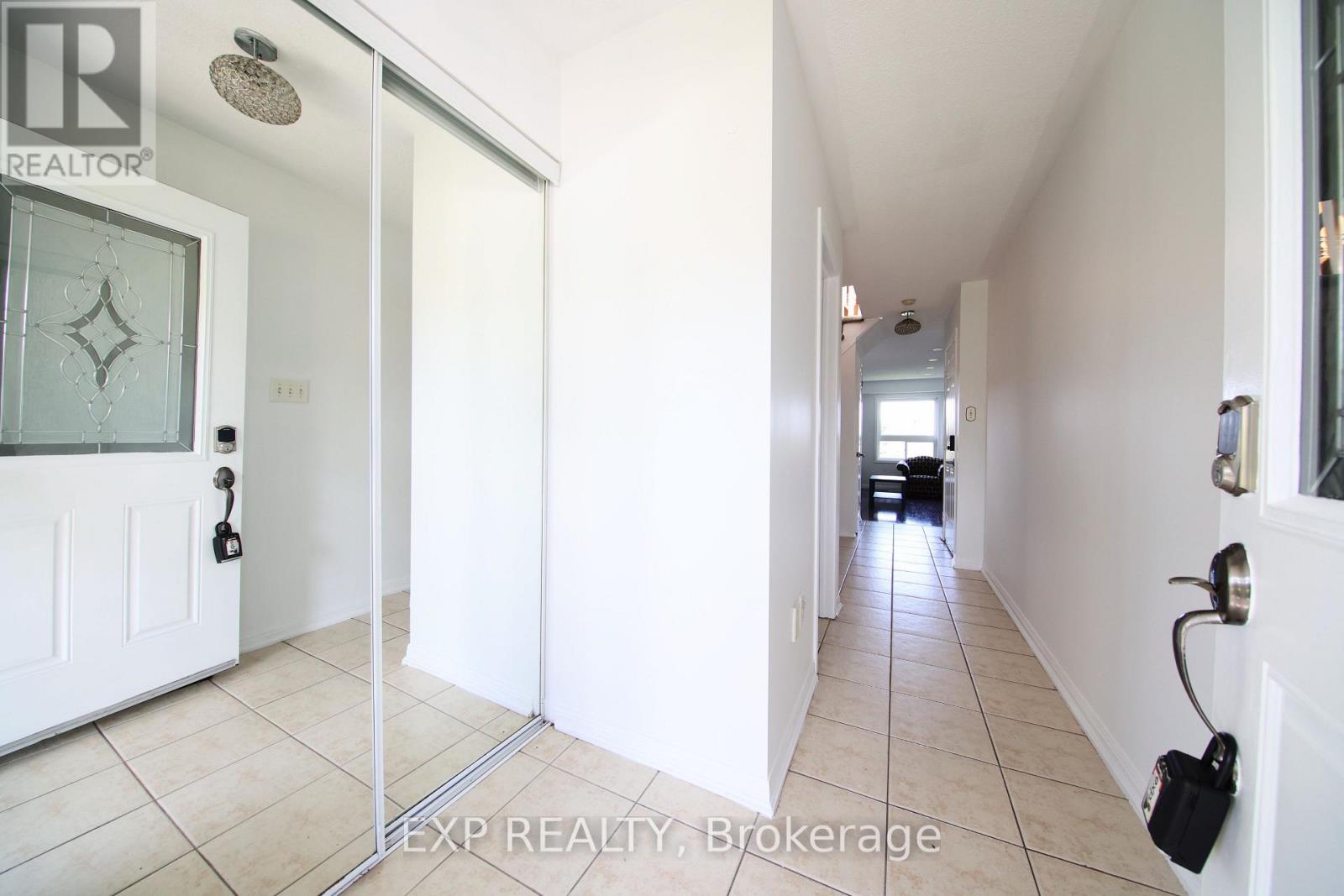 1036 Southport Drive Property Photo 10