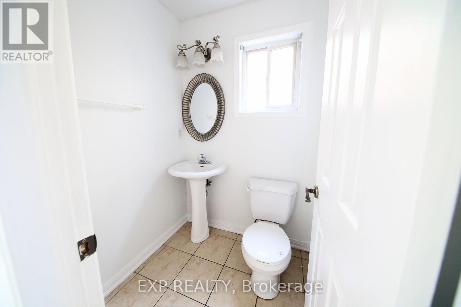 1036 Southport Drive Property Photo 11