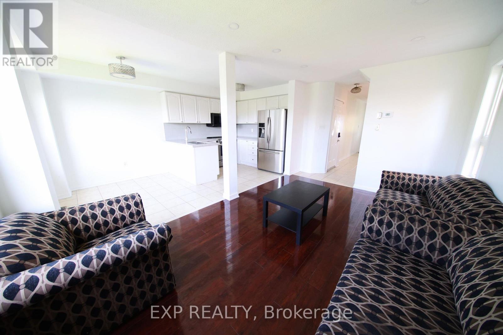 1036 Southport Drive Property Photo 14
