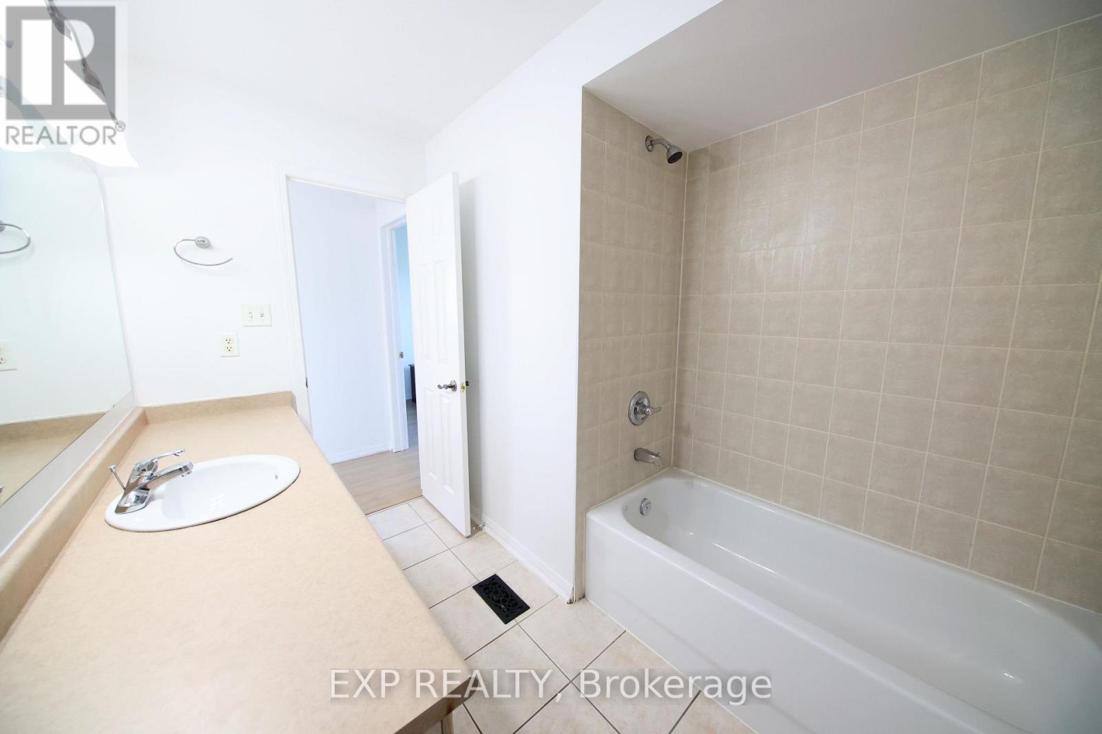 1036 Southport Drive Property Photo 24
