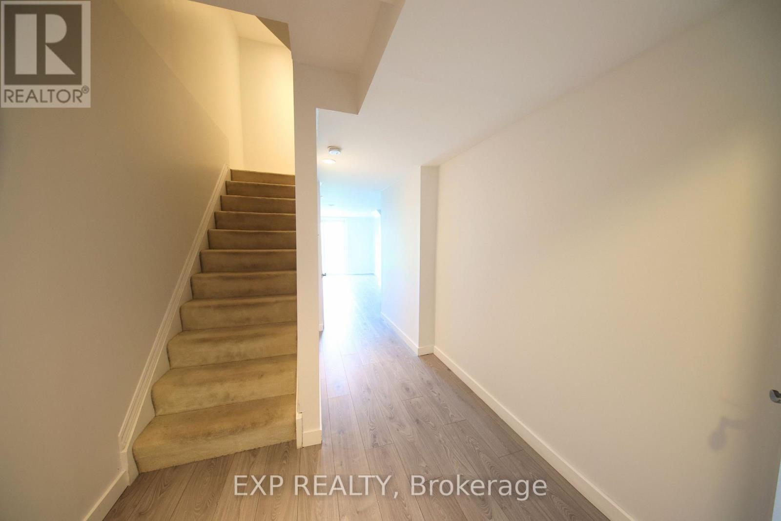 1036 Southport Drive Property Photo 26